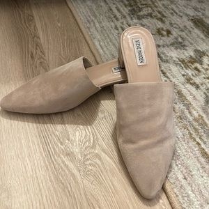 Steve Madden Taupe Mules